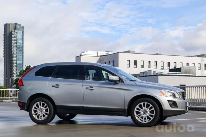 Volvo XC60 1 generation Crossover