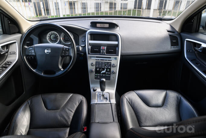 Volvo XC60 1 generation Crossover