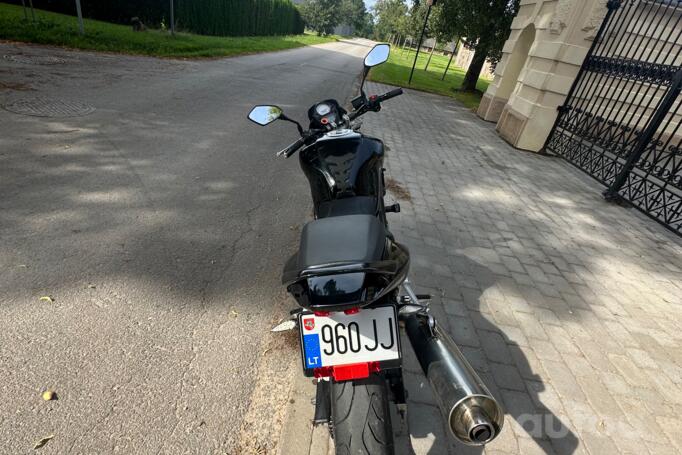 Suzuki SV