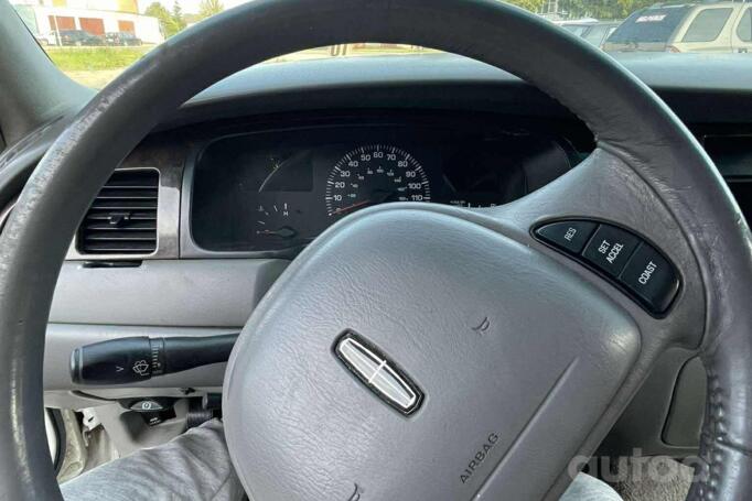 Lincoln Town Car 3 generation Stretch Limousine