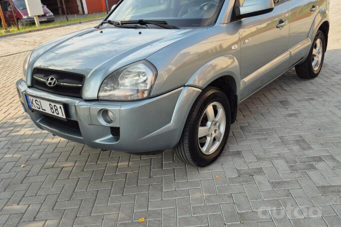 Hyundai Tucson 1 generation Crossover