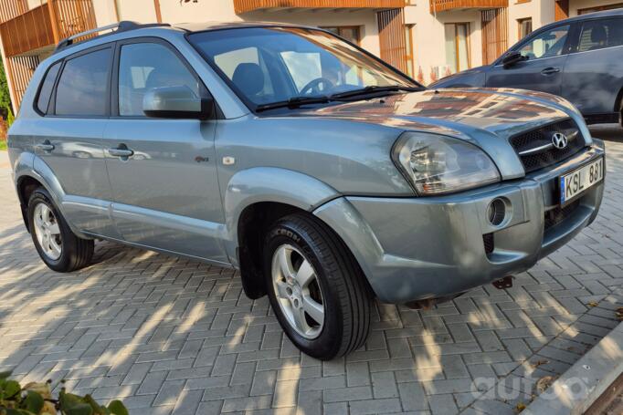 Hyundai Tucson 1 generation Crossover