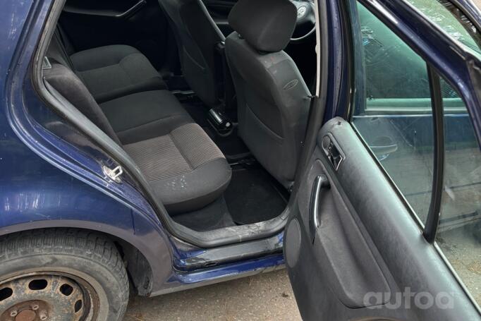 Volkswagen Golf 4 generation Hatchback 5-doors