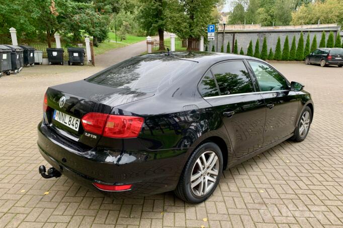Volkswagen Jetta 6 generation Sedan