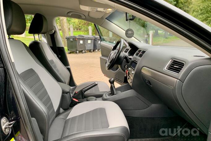 Volkswagen Jetta 6 generation Sedan