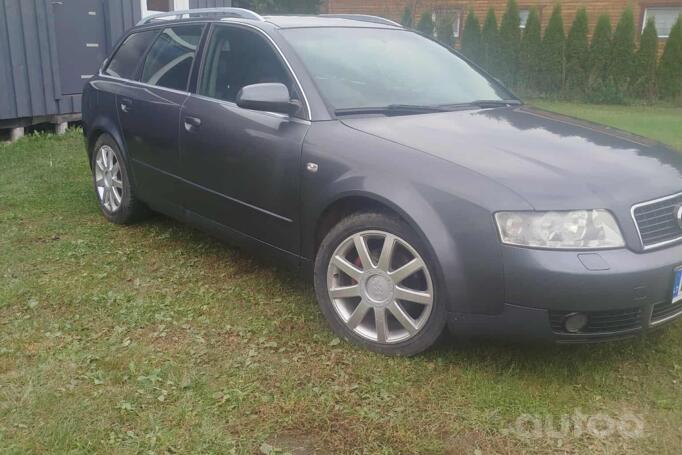 Audi A4 B6 Avant wagon 5-doors