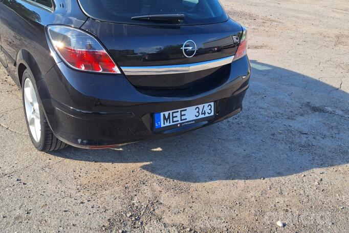 Opel Astra H Hatchback