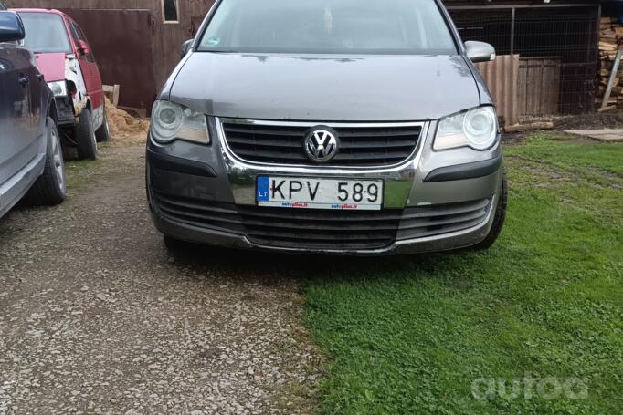 Volkswagen Touran 1 generation [restyling] Minivan 5-doors