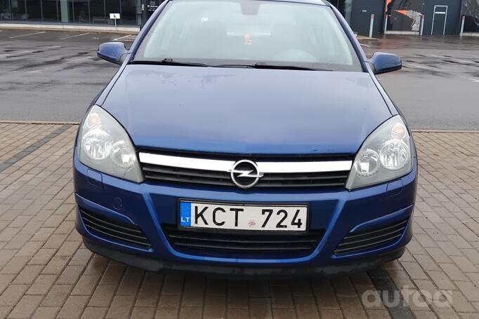 Opel Astra H Hatchback