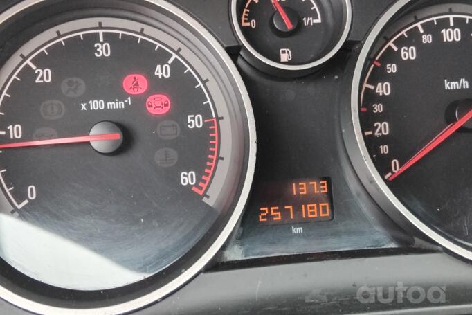 Opel Astra H Hatchback