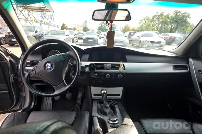 BMW 5 Series E60/E61 Touring wagon