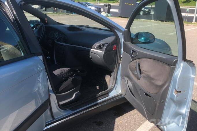 Citroen C5 1 generation [restyling] Liftback
