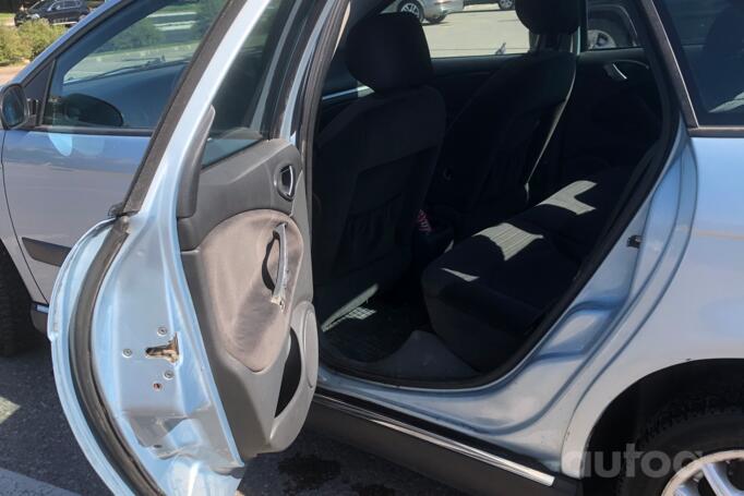 Citroen C5 1 generation [restyling] Liftback