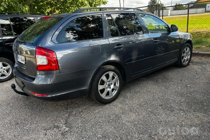 Skoda Octavia 2 generation [restyling] Combi wagon 5-doors