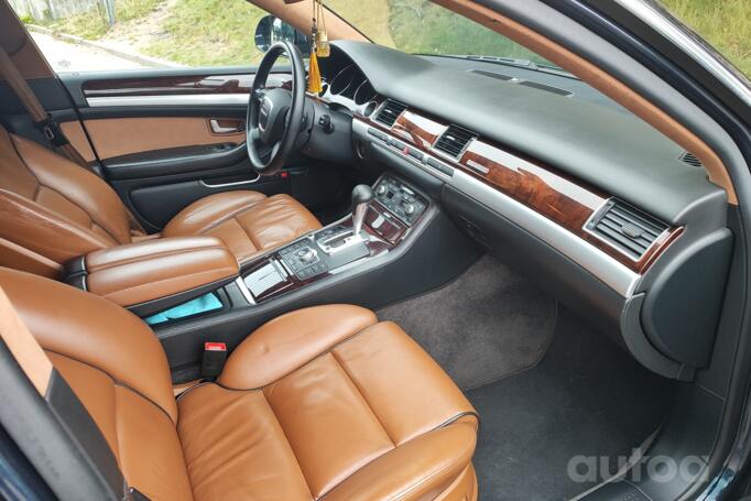 Audi A8 D3/4E [2th restyling] Sedan