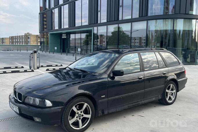 BMW 5 Series E39 Touring wagon