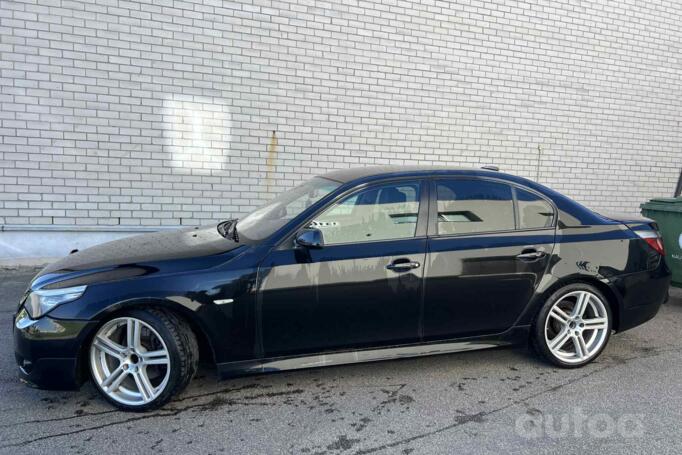 BMW 5 Series E60/E61 Sedan