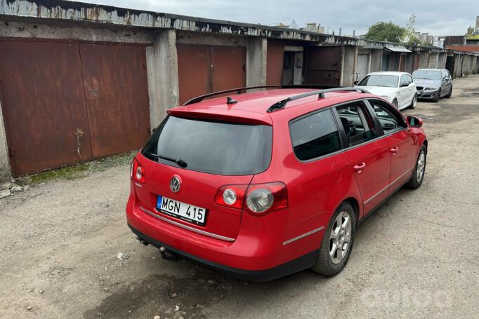Volkswagen Passat B6 wagon 5-doors