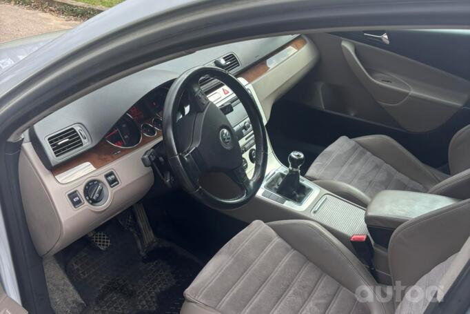 Volkswagen Passat B6 wagon 5-doors
