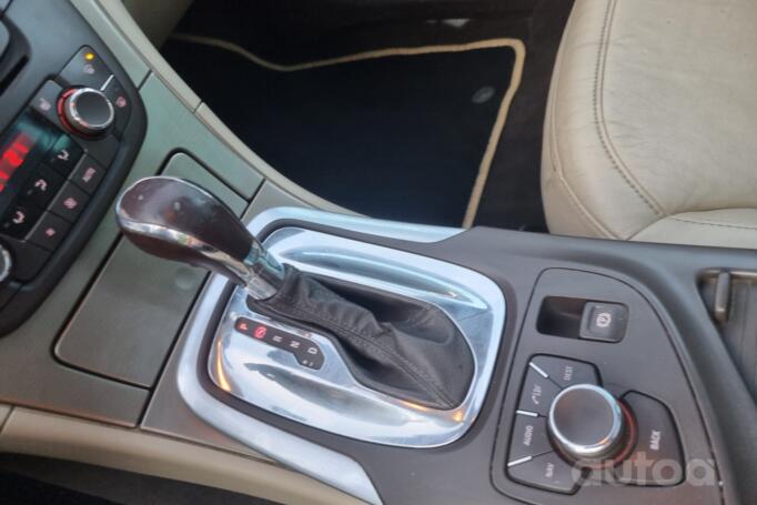 Opel Insignia A Sports Tourer wagon 5-doors