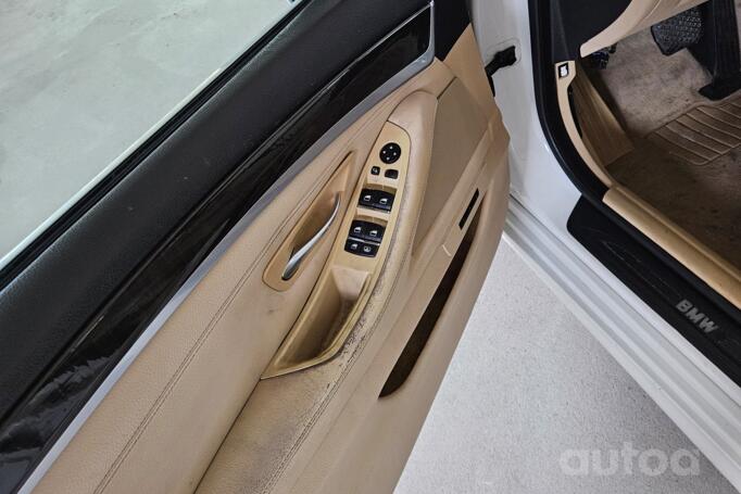 BMW 5 Series F07/F10/F11 Sedan