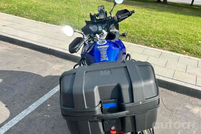 Suzuki V-Strom 650