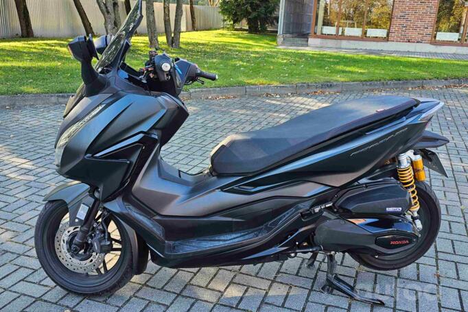 Honda Forza