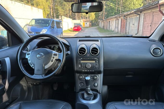 Nissan Qashqai 1 generation Crossover 5-doors