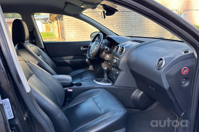 Nissan Qashqai 1 generation Crossover 5-doors