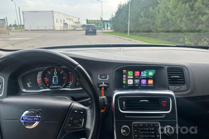 Volvo V60 1 generation [restyling] wagon 5-doors