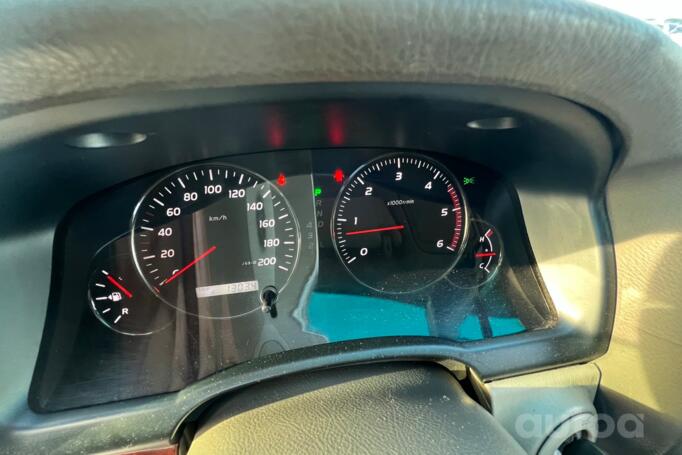 Toyota Land Cruiser 100 Series [2th restyling]