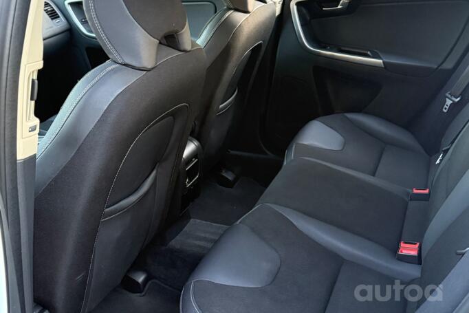 Volvo XC60 1 generation Crossover