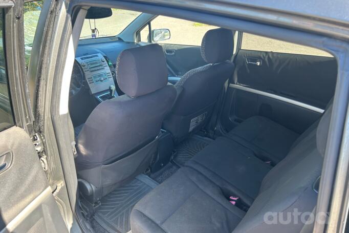 Toyota Corolla Verso 1 generation [restyling] Minivan