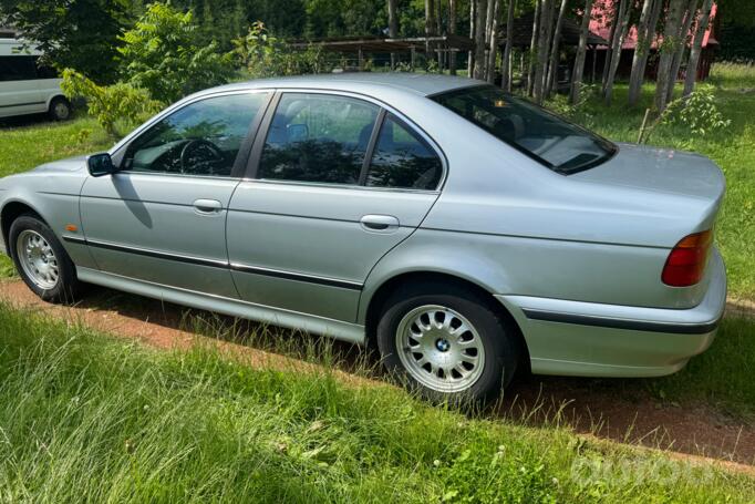BMW 5 Series E39 Sedan 4-doors