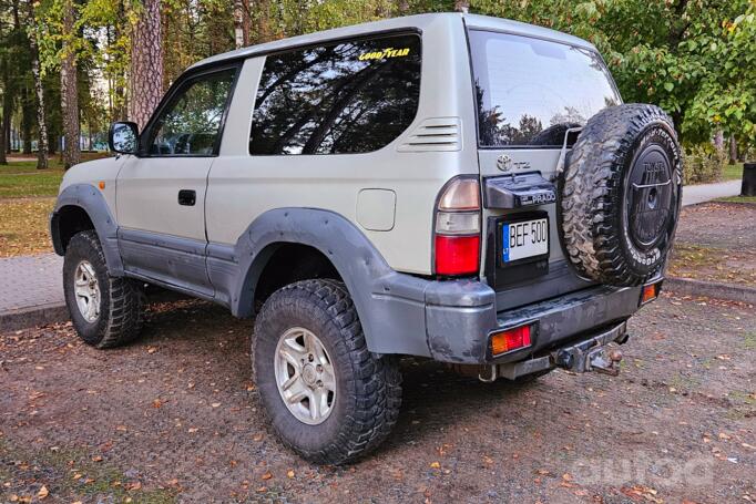 Toyota Land Cruiser Prado J90 SUV 3-doors