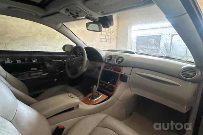 Mercedes-Benz CLK-Class C209 Coupe-Hardtop