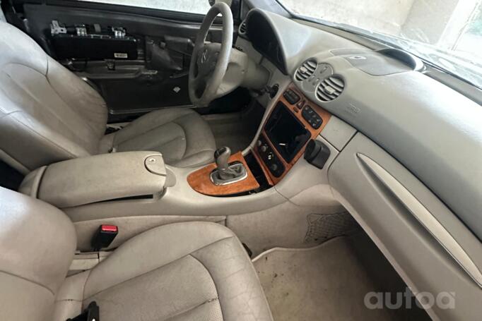 Mercedes-Benz CLK-Class C209 Coupe-Hardtop