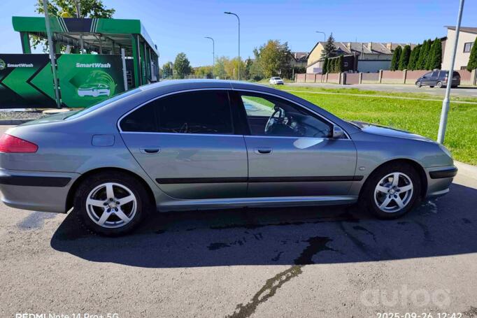 Peugeot 607