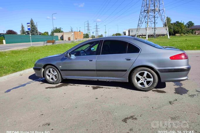 Peugeot 607