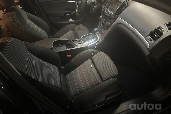 Opel Insignia A [restyling] Sports Tourer wagon 5-doors