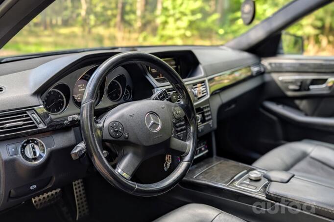 Mercedes-Benz E-Class W212/S212/C207/A207 wagon 5-doors
