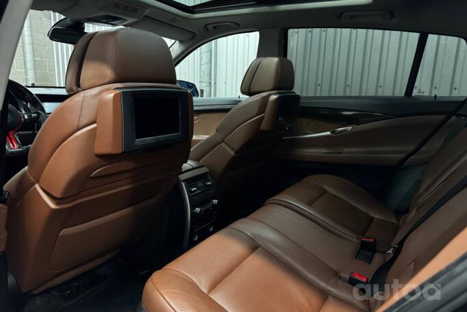 BMW 5 Series F07/F10/F11 [restyling] Gran Turismo liftback