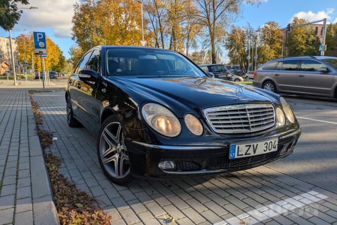 Mercedes-Benz E-Class W211 Sedan