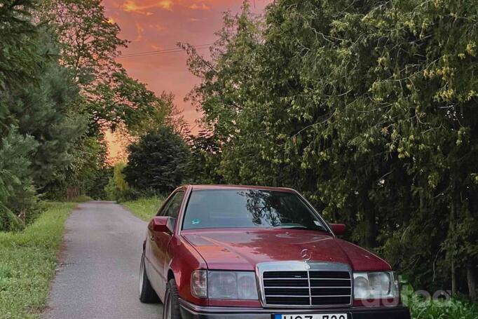 Mercedes-Benz W124