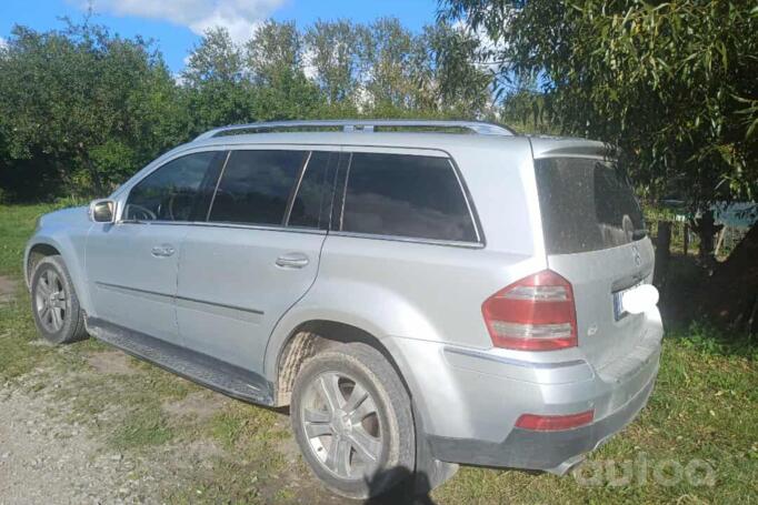 Mercedes-Benz GL-Class X164 SUV