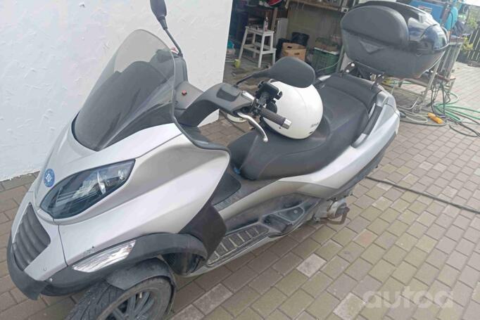 Piaggio MP3