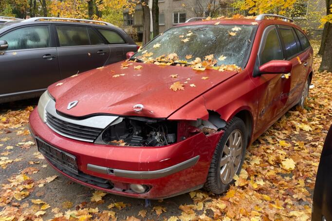 Renault Laguna 2 generation Grandtour wagon