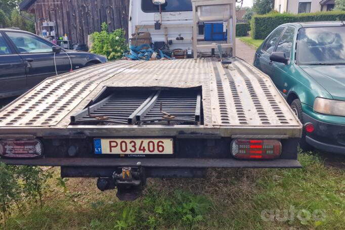 Mercedes-Benz Sprinter First generation