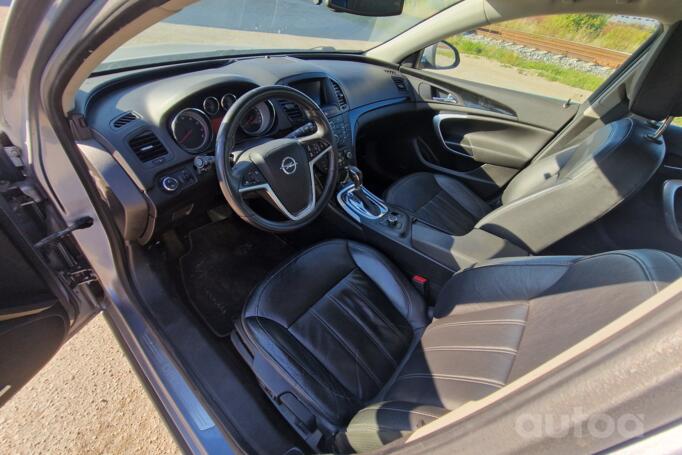 Opel Insignia A Sports Tourer wagon 5-doors