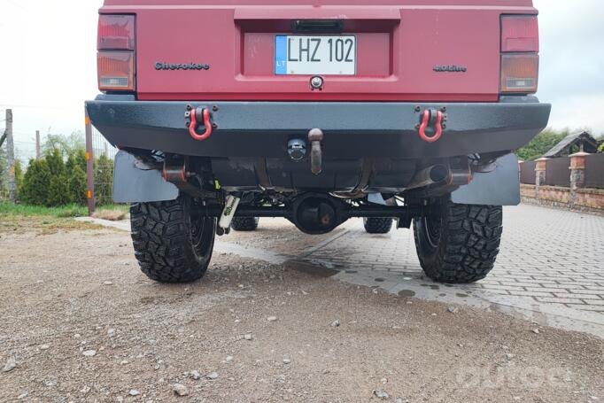 Jeep Cherokee XJ SUV 3-doors